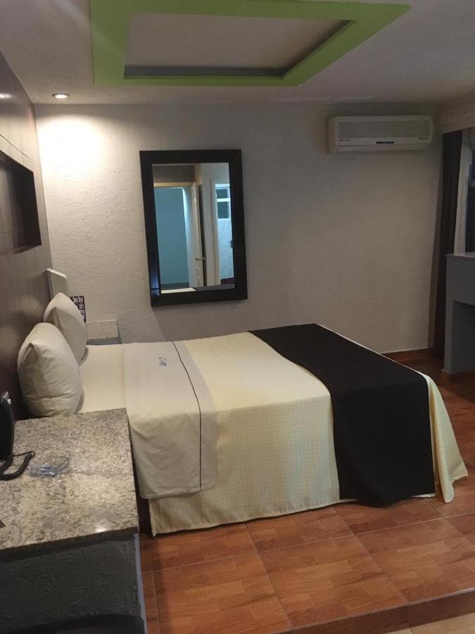 Tlaquepaque Motel Los Altos מראה חיצוני תמונה
